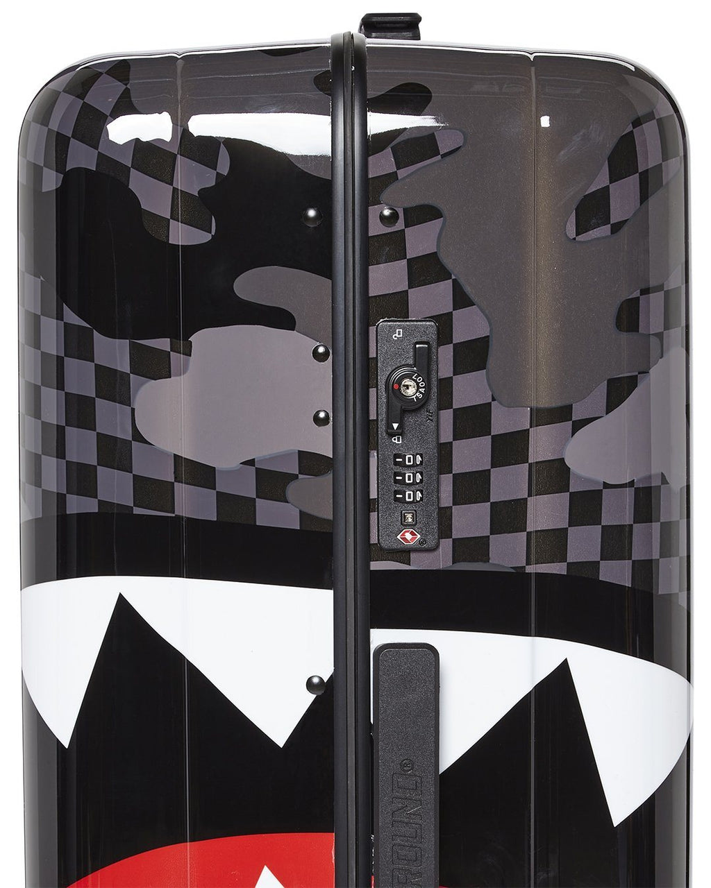 3AM SHARKNAUTICS 29.5ƒ?� FULL-SIZE LUGGAGE