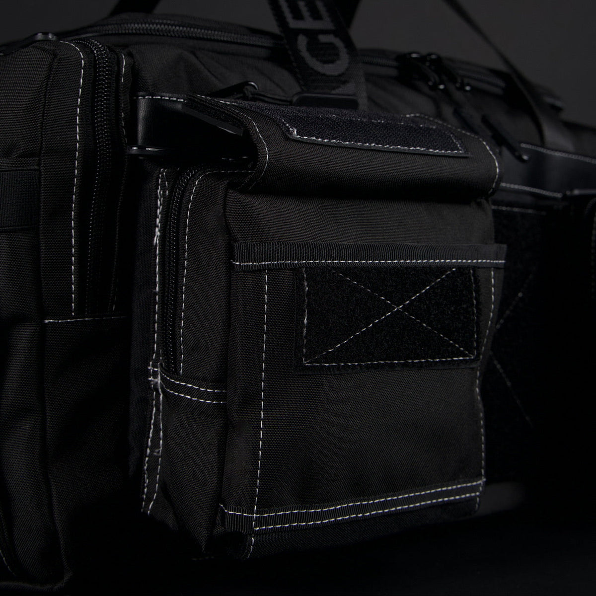 30L Perfect Duffle Bag Black Phantom