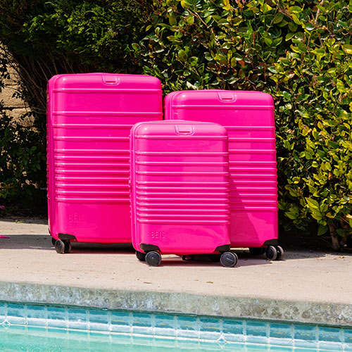 The Medium Check-In Roller in Barbieƒ?› Pink