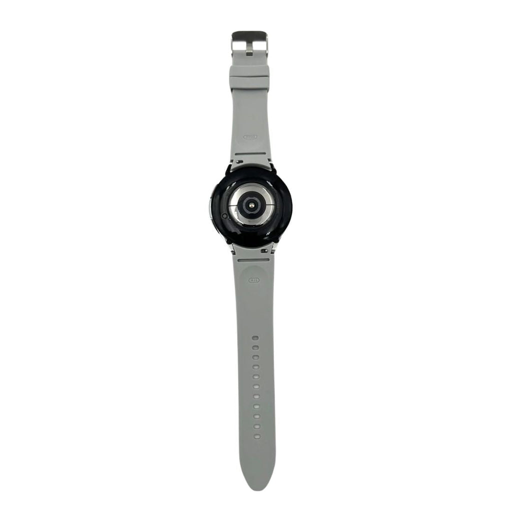 Samsung - Galaxy Watch6 Classic Stainless Steel Smartwatch 43mm BT - Silver Silicone Band