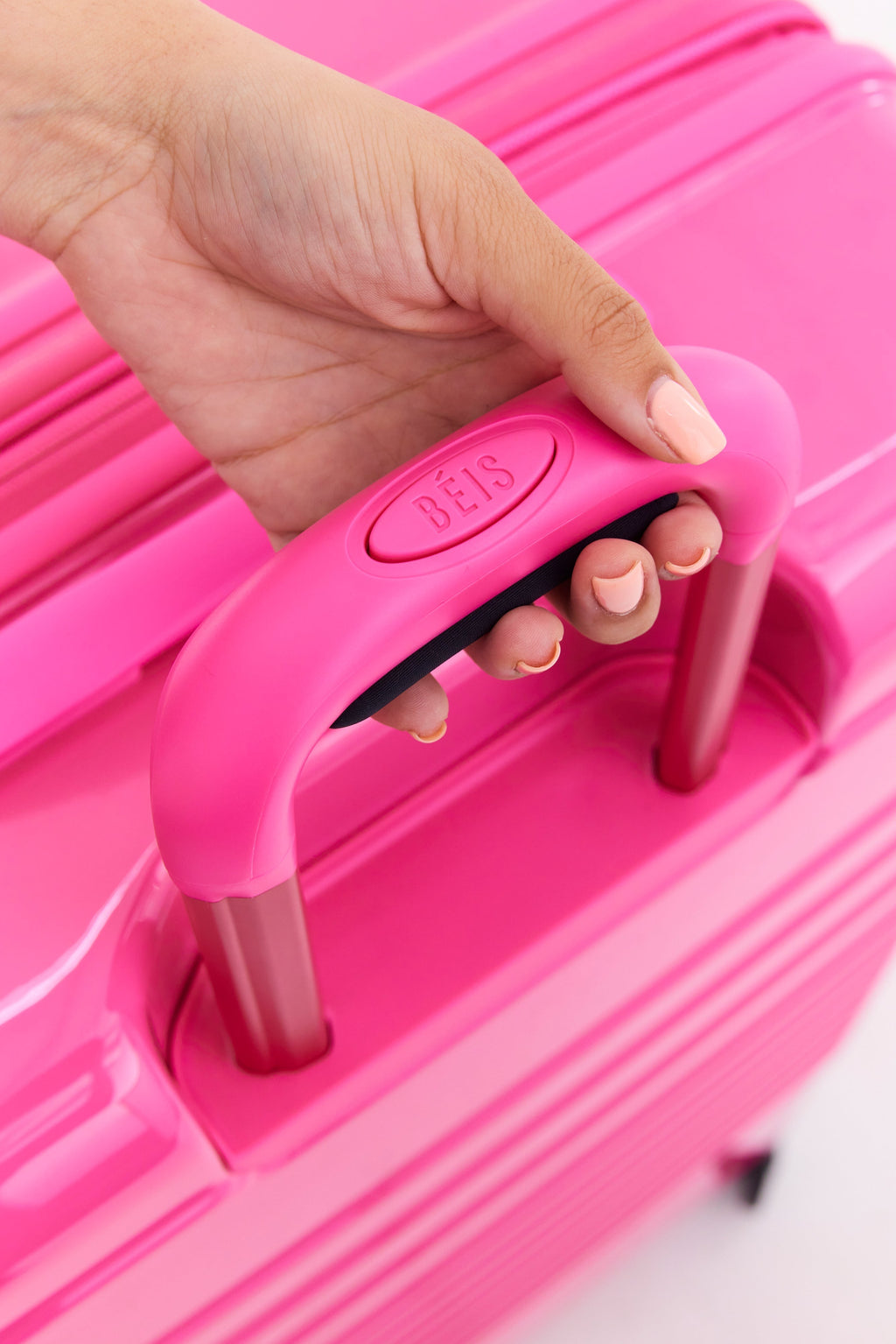 The Large Check-In Roller in Barbieƒ?› Pink