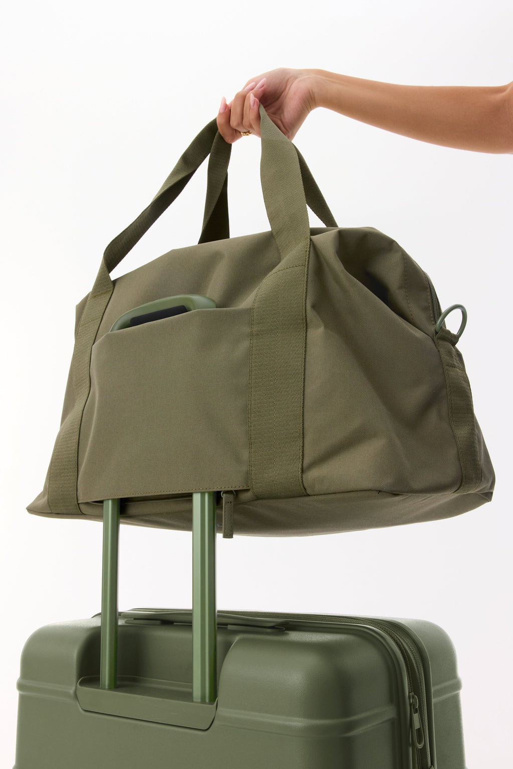 Resale The B??ISics Duffle in Olive
