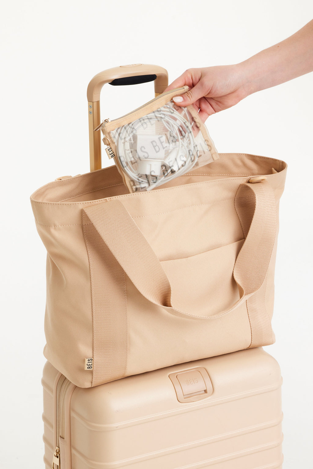 Resale The B??ISics Tote in Beige