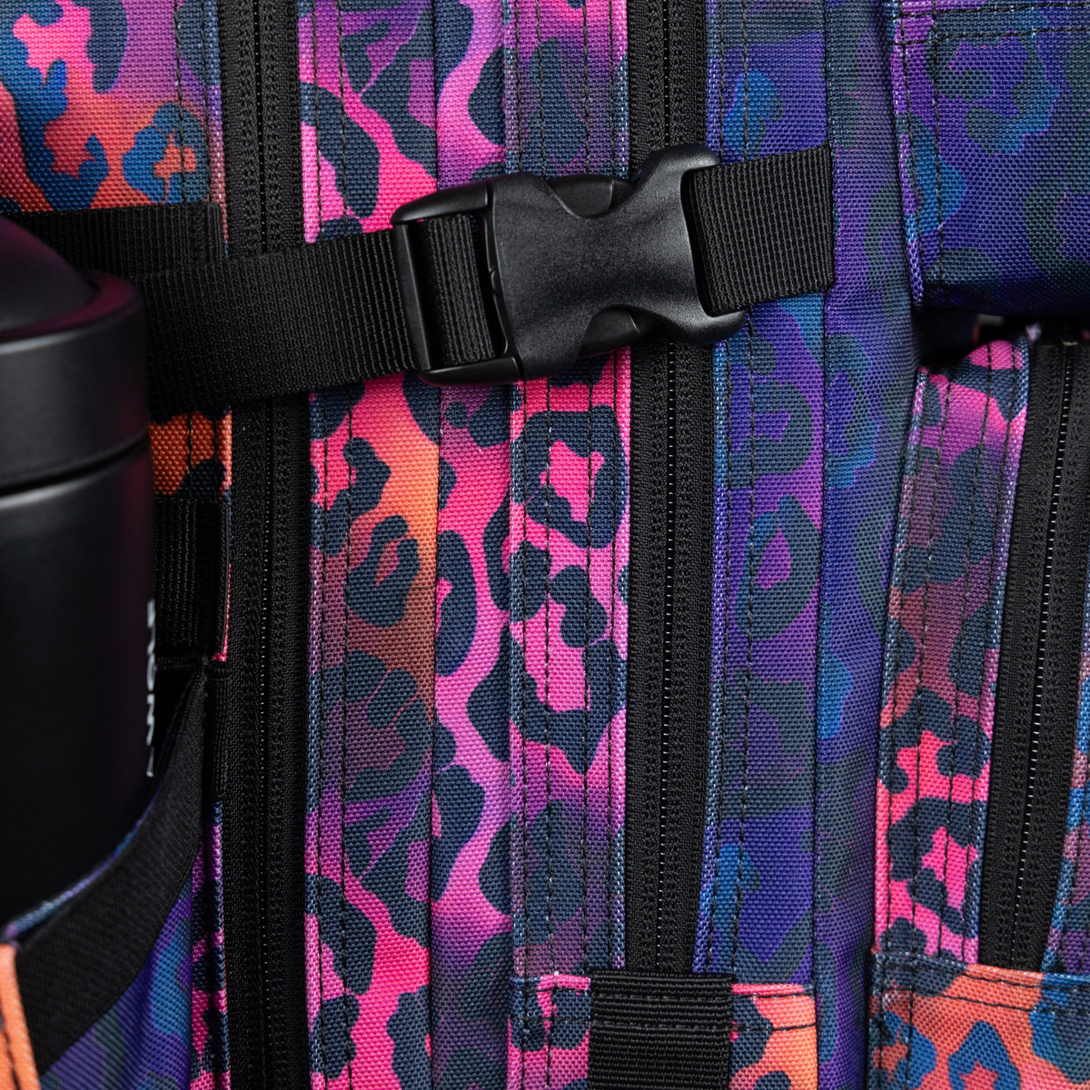 25L Backpack Neon Leopard