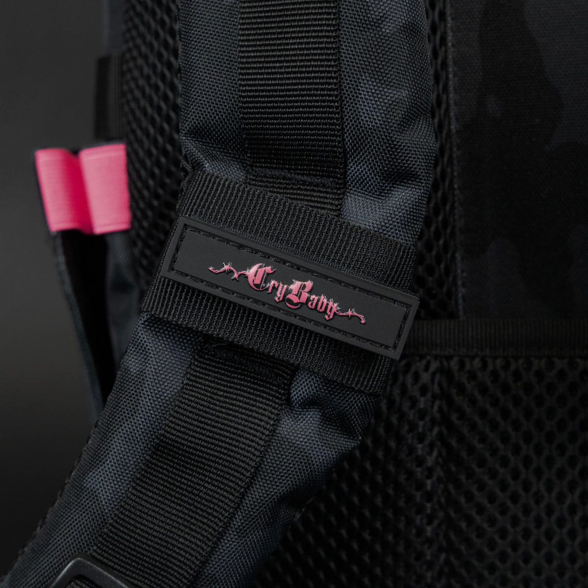 25L Backpack Black Hearts