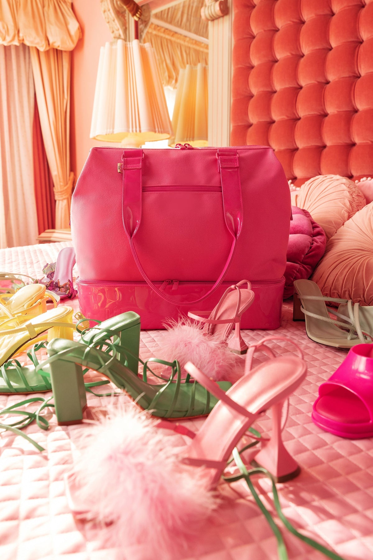 The Mini Weekender in Barbieƒ?› Pink