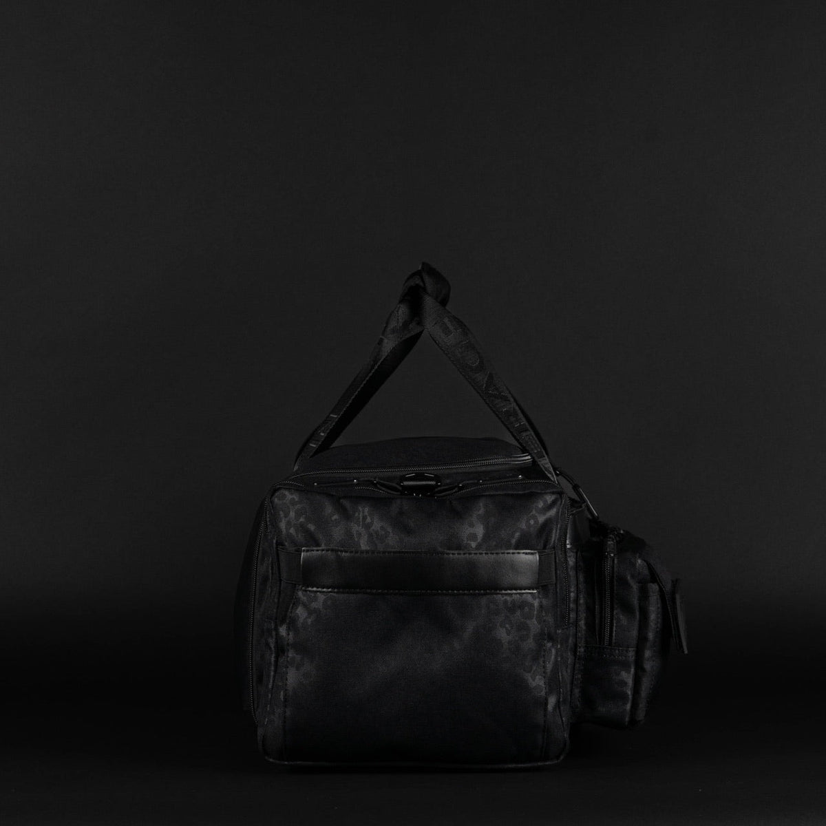 30L Perfect Duffle Bag Black Leopard