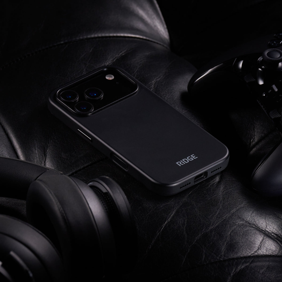 Everyday Phone Case - iPhone 17 Pro - Matte Black